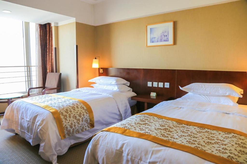 Dong Fang Hotel