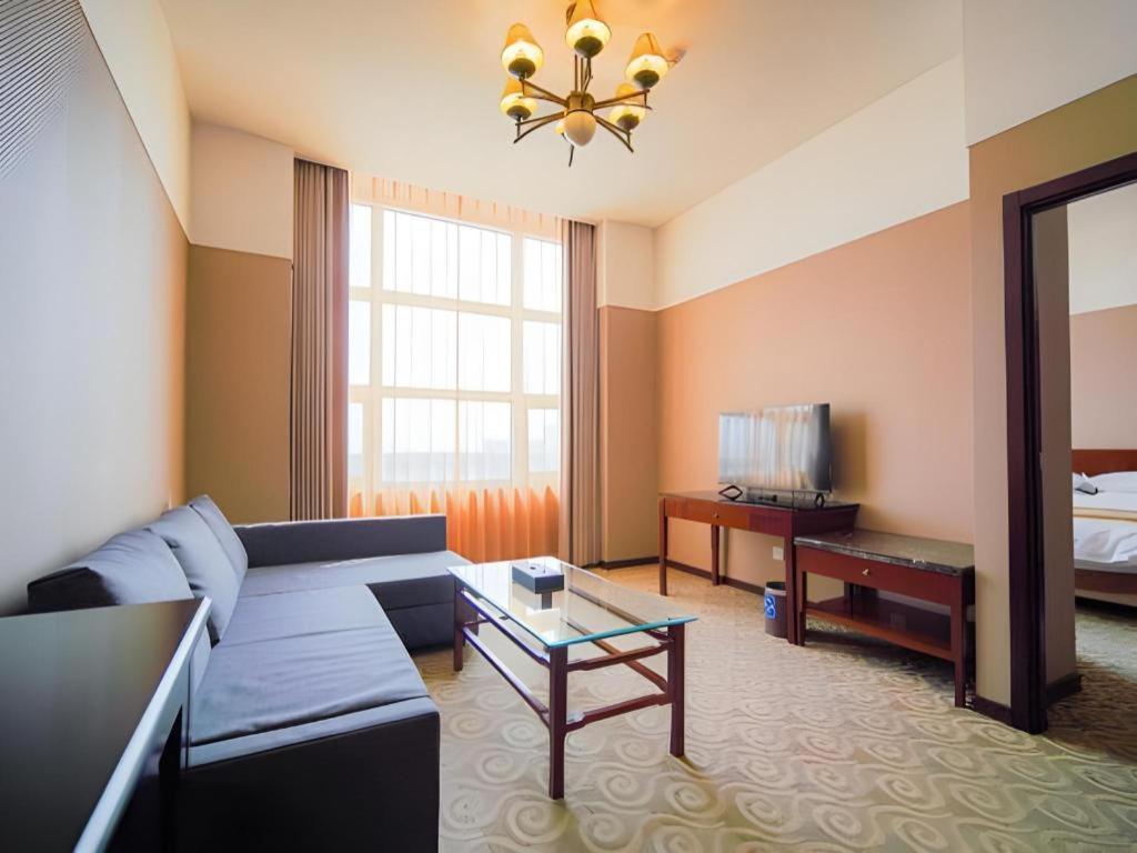 Hotel Dong Fang Beijing